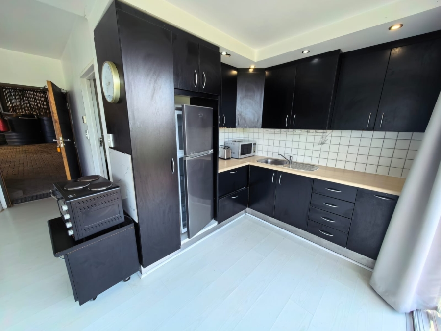 3 Bedroom Property for Sale in Bonza Bay Eastern Cape